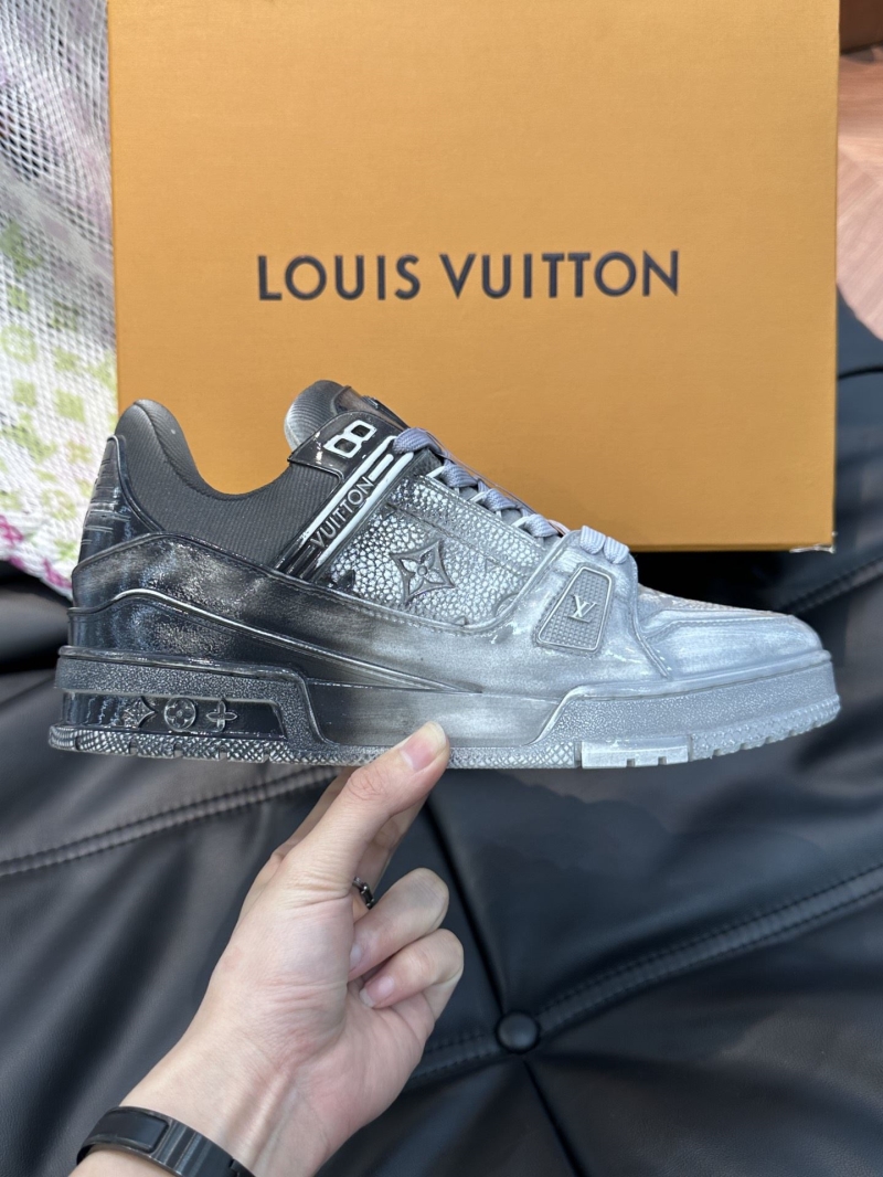 Louis Vuitton Sneakers